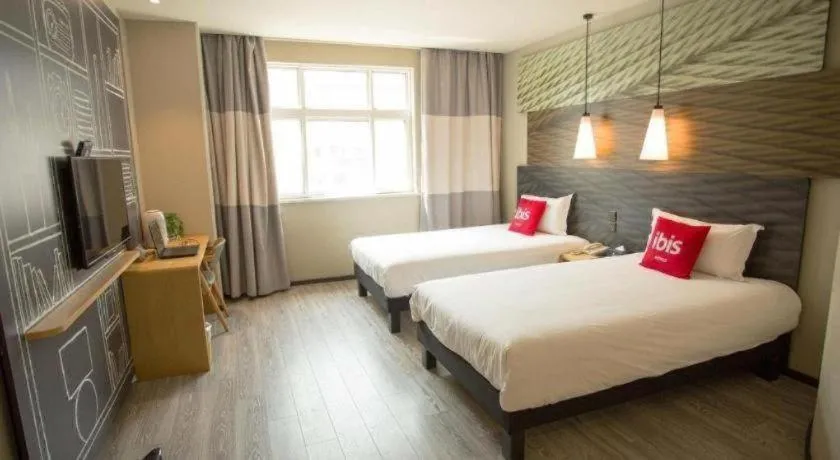 Bed in ibis Xi'an First Gaoxin RD