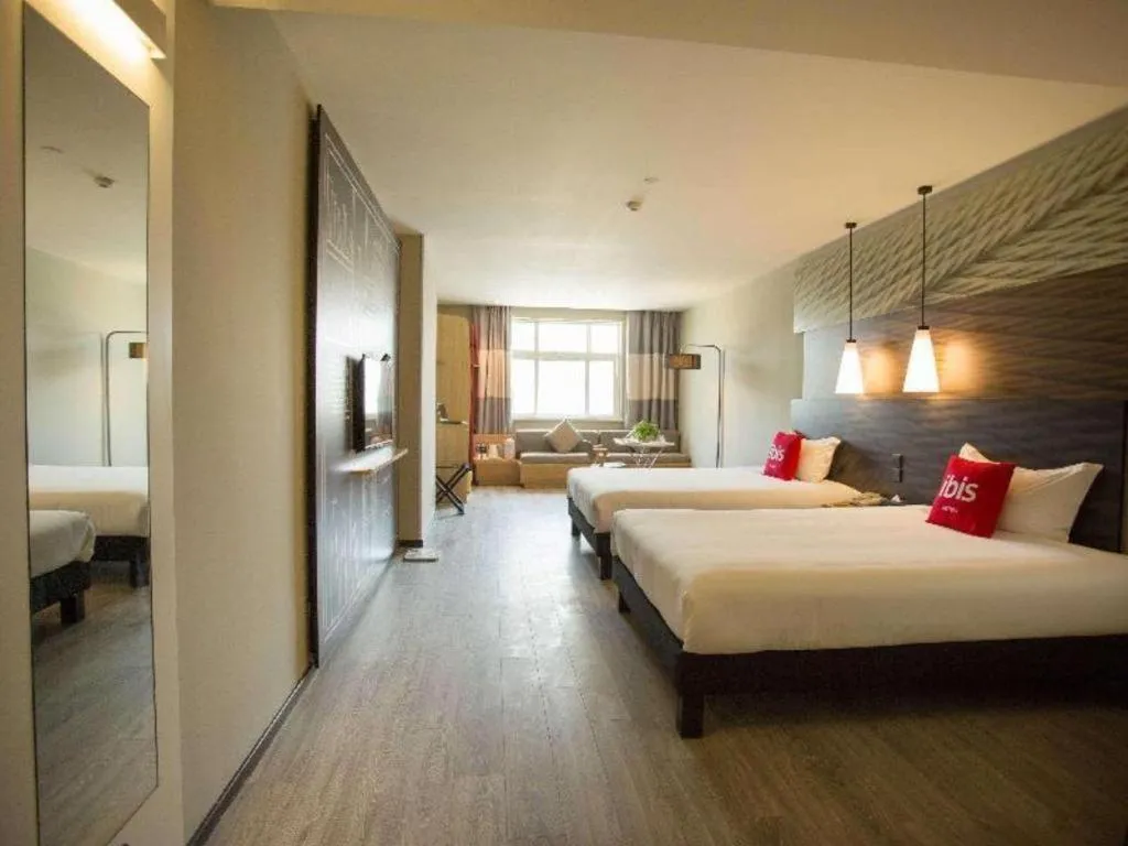 Bed in ibis Xi'an First Gaoxin RD