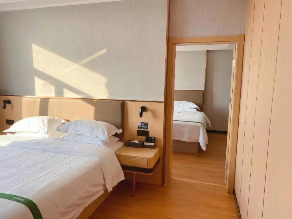 Bed in GreenTree Inn XuZhou PiZhou Dayunhe Decorative city PiXin(N) Road Express Hotel