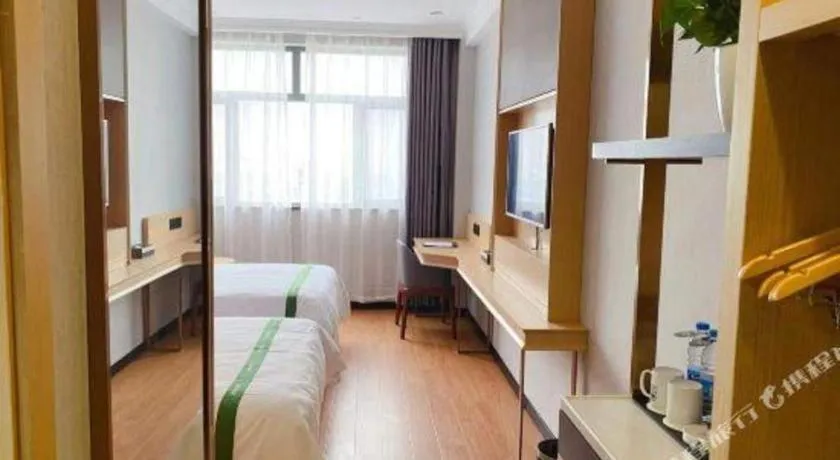 Bed in GreenTree Inn XuZhou PiZhou Dayunhe Decorative city PiXin(N) Road Express Hotel
