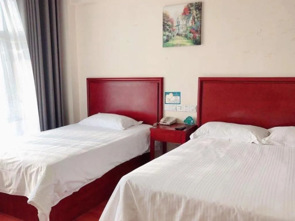 Bed in GreenTree Inn XuZhou PiZhou Dayunhe Decorative city PiXin(N) Road Express Hotel