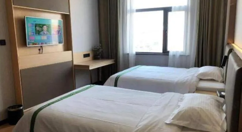 Bed in GreenTree Inn XuZhou PiZhou Dayunhe Decorative city PiXin(N) Road Express Hotel