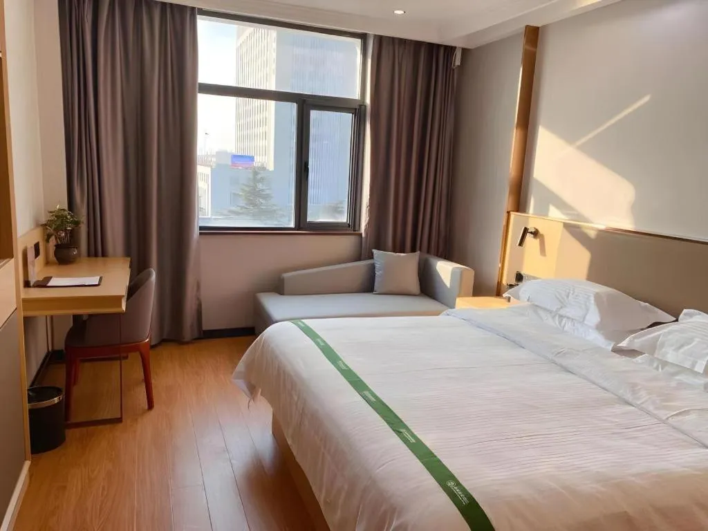 Bed in GreenTree Inn XuZhou PiZhou Dayunhe Decorative city PiXin(N) Road Express Hotel