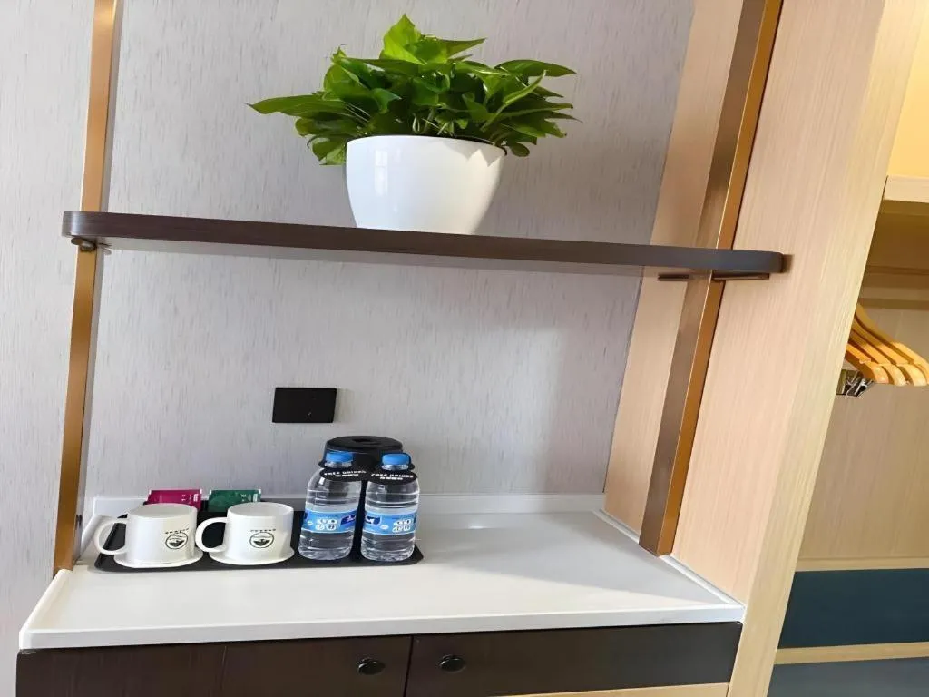 GreenTree Inn XuZhou PiZhou Dayunhe Decorative city PiXin(N) Road Express Hotel