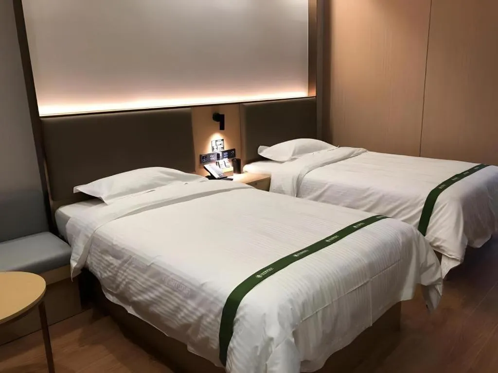 Bed in GreenTree Inn XuZhou PiZhou Dayunhe Decorative city PiXin(N) Road Express Hotel