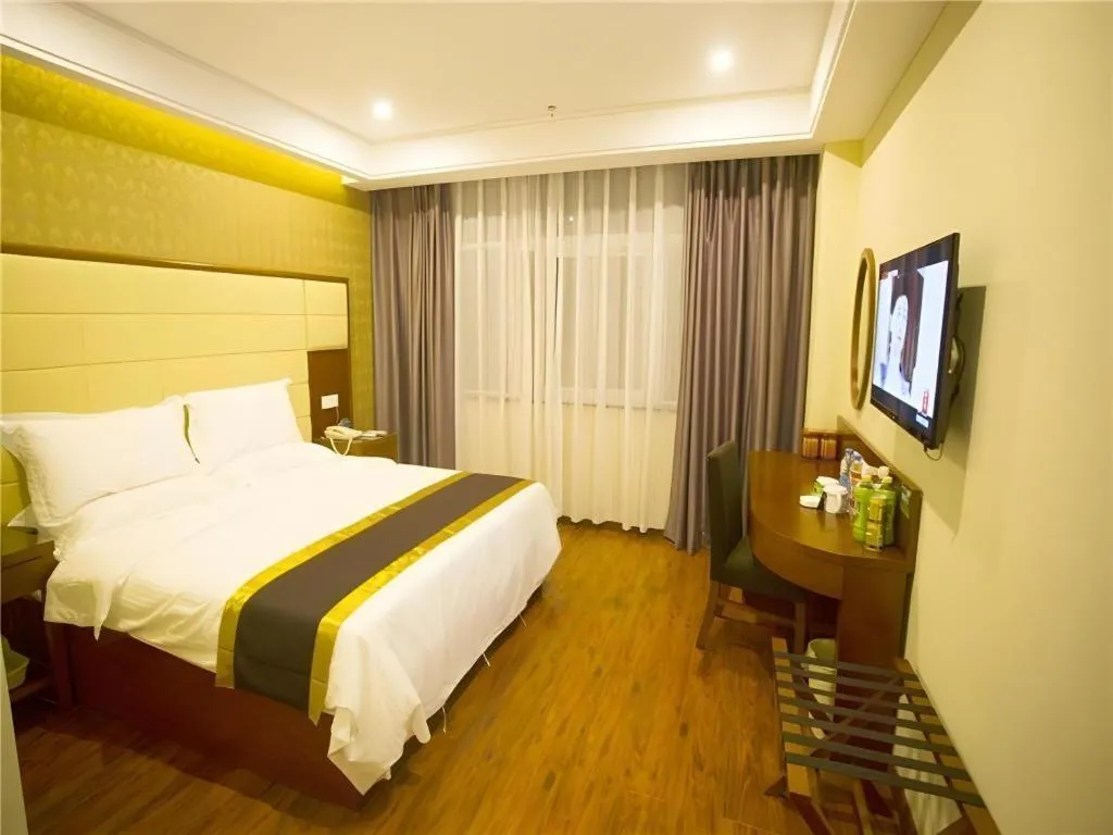 Bed in GreenTree Inn Fuyang Yijing International North Business