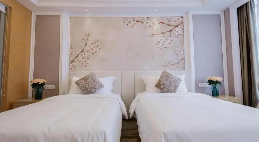 Bed in Vienna International Shenzhen Tianan Digital City