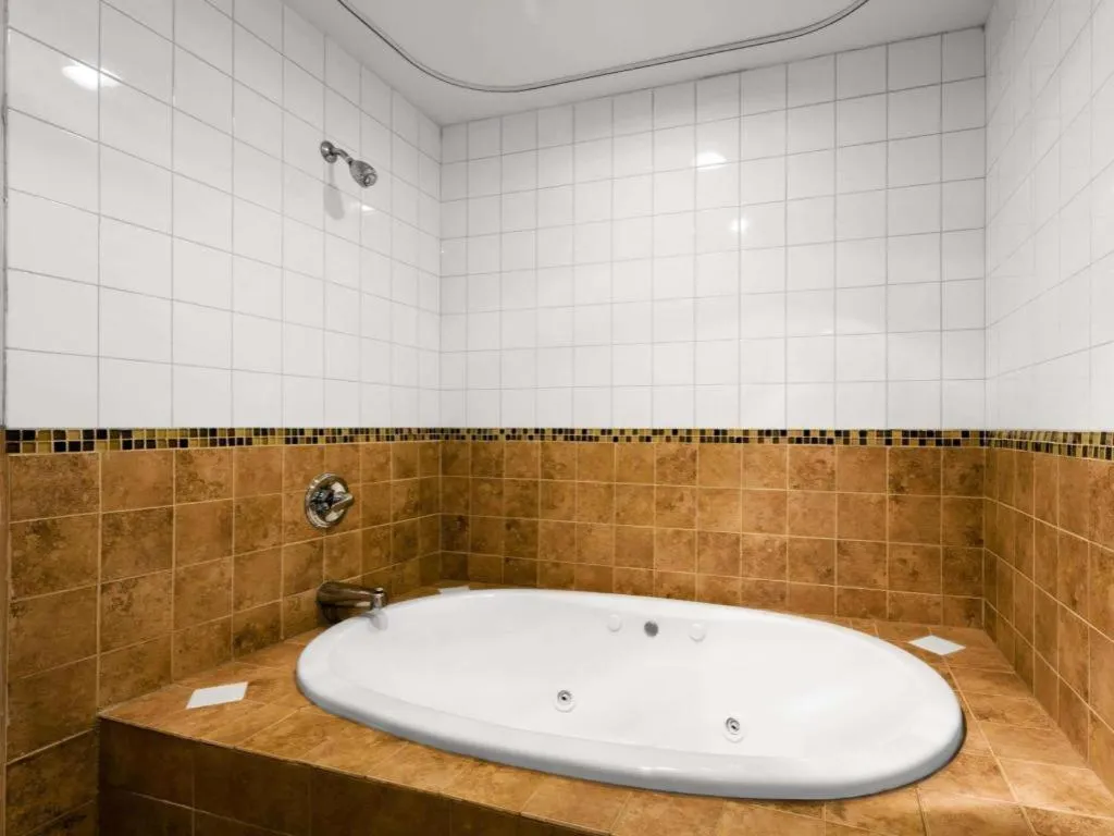 Ramada by Wyndham SeaTac Airport North