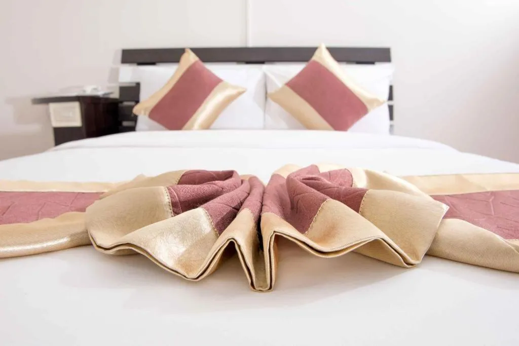 Bed in VC Phayao Hotel