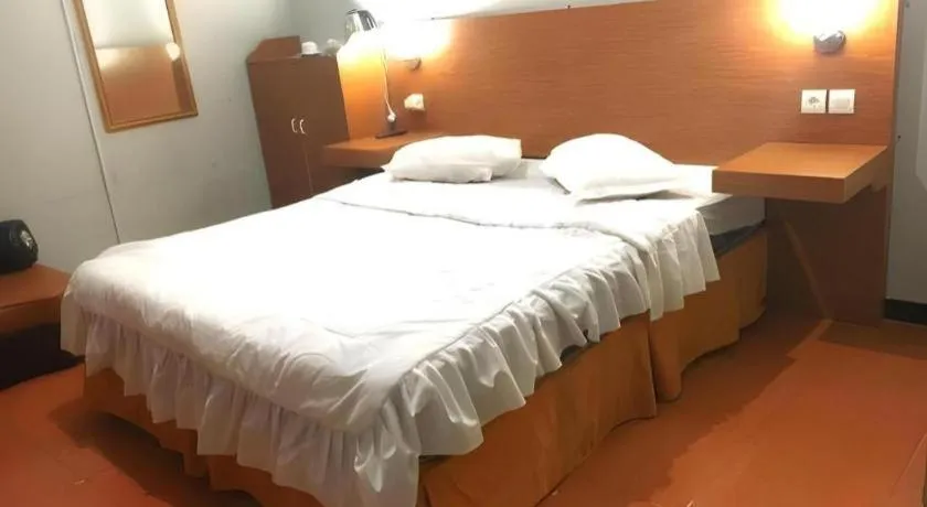 Bed in Hotel Pondok Asri Boyolali