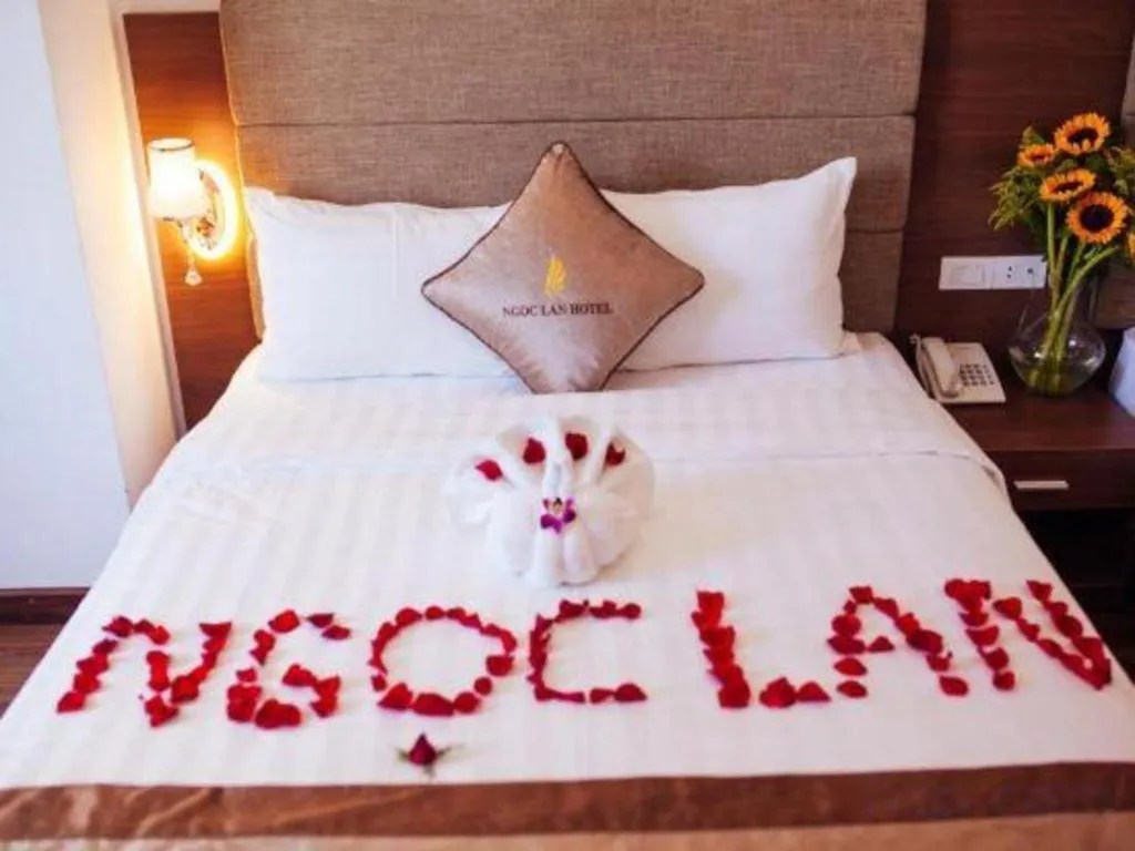 Bed in Ngoc Lan Hotel Da Nang