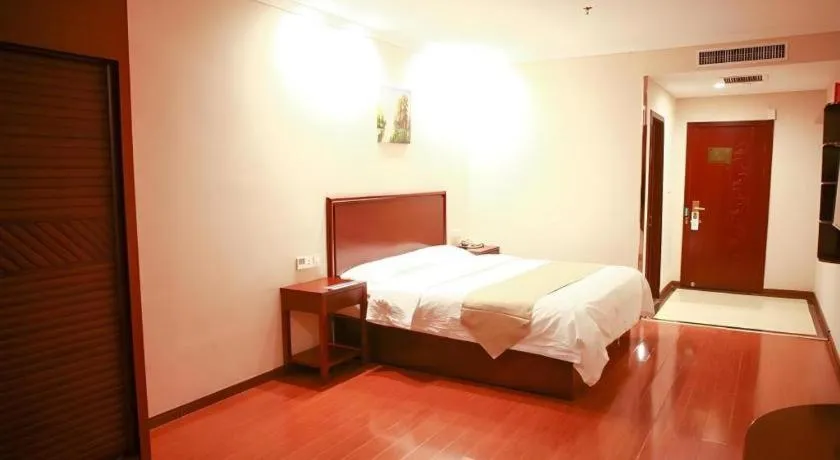 Bed in GreenTree Inn Puyang Fan County People Avenue Banqiao Road Hotel