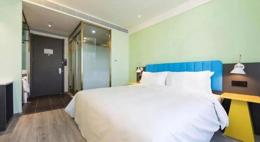 Bed in ibis Styles Beijing Capital Airport Hotel