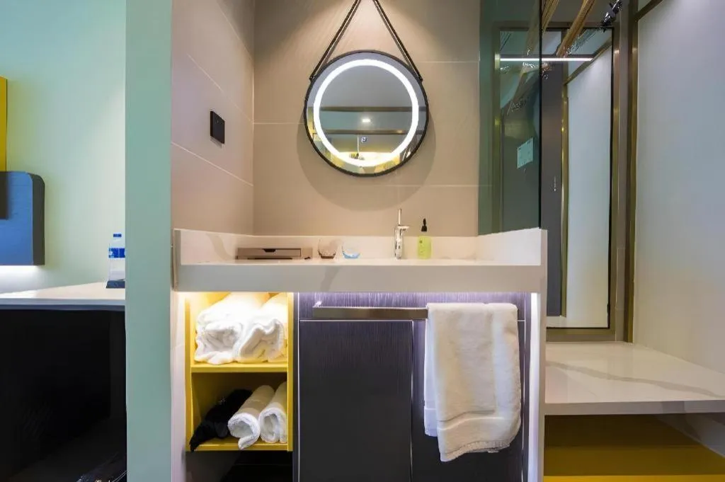 Bed in ibis Styles Beijing Capital Airport Hotel