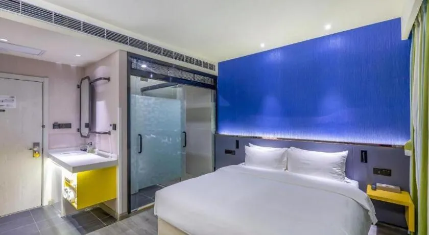 Bed in ibis Styles Beijing Capital Airport Hotel