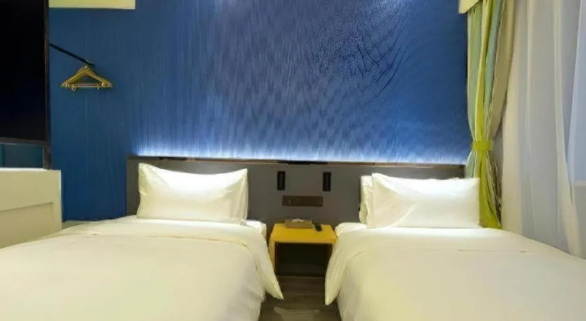 Bed in ibis Styles Beijing Capital Airport Hotel