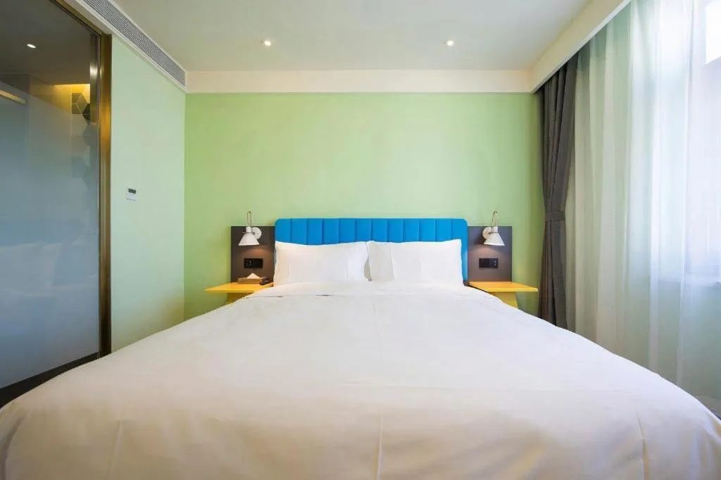 Bed in ibis Styles Beijing Capital Airport Hotel