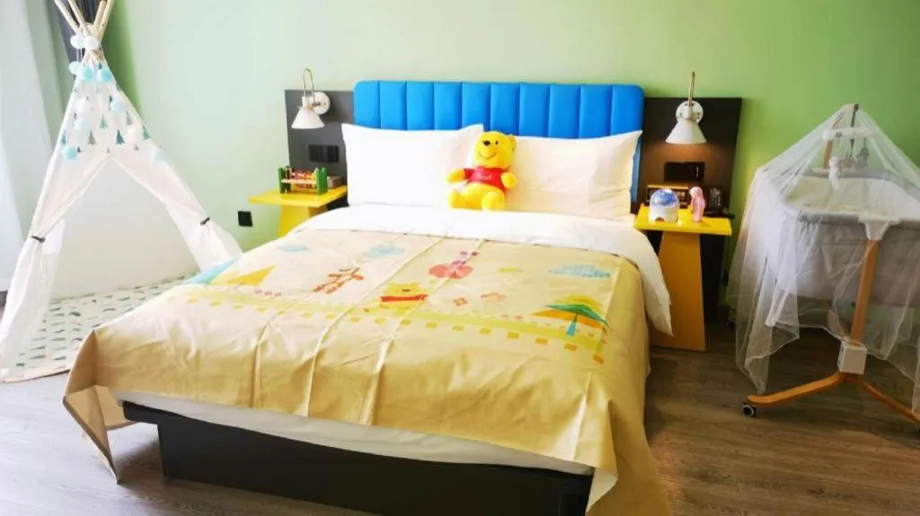 Bed in ibis Styles Beijing Capital Airport Hotel