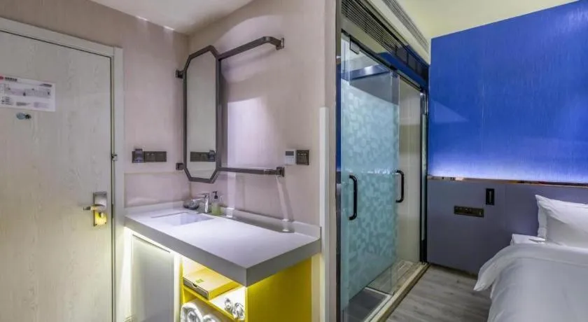 Bed in ibis Styles Beijing Capital Airport Hotel