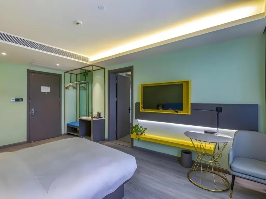 Bed in ibis Styles Beijing Capital Airport Hotel