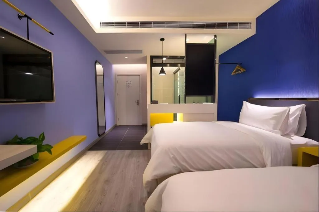 Bed in ibis Styles Beijing Capital Airport Hotel