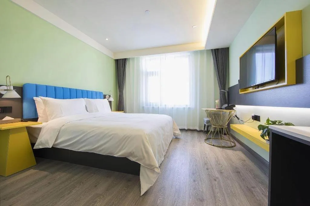 Bed in ibis Styles Beijing Capital Airport Hotel