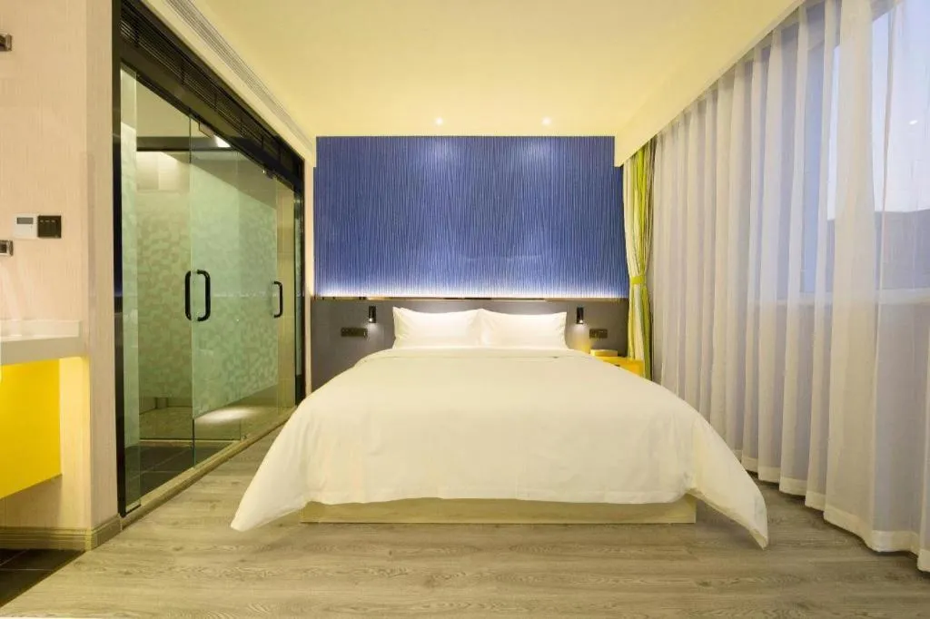 Bed in ibis Styles Beijing Capital Airport Hotel