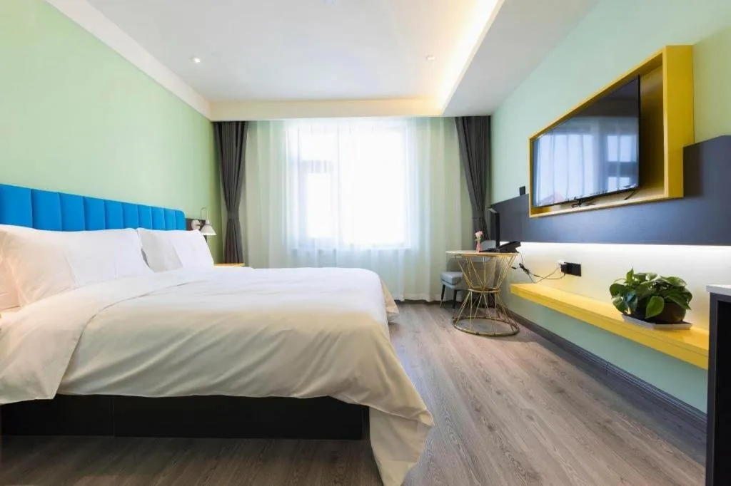 Bed in ibis Styles Beijing Capital Airport Hotel