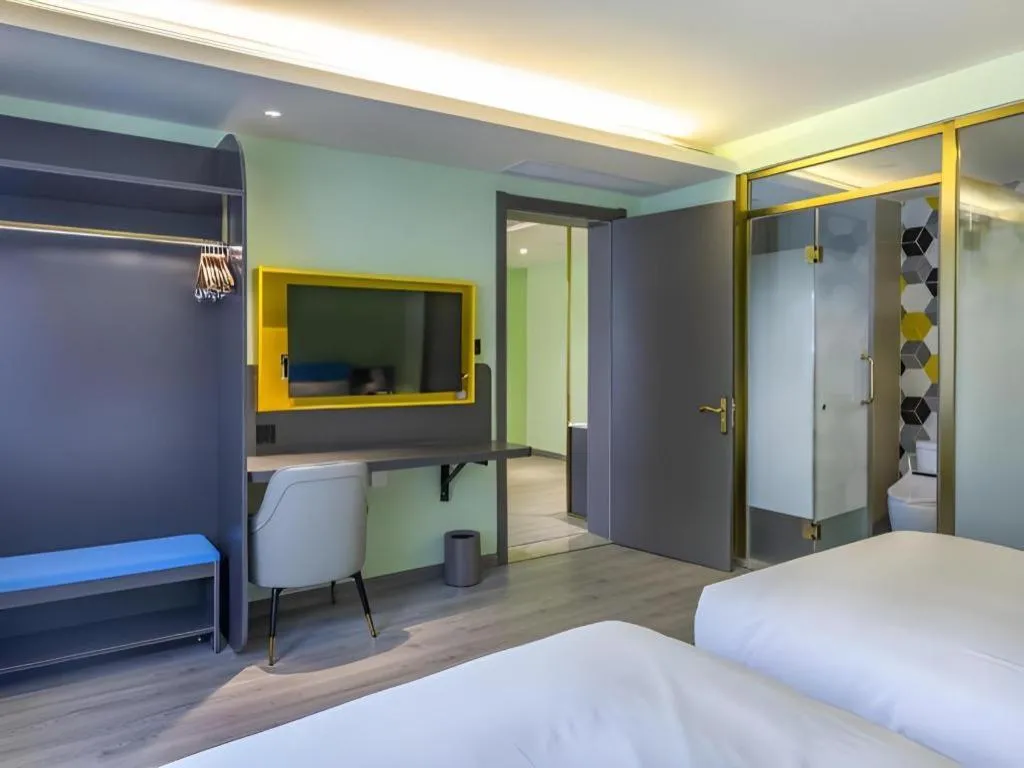 Bed in ibis Styles Beijing Capital Airport Hotel