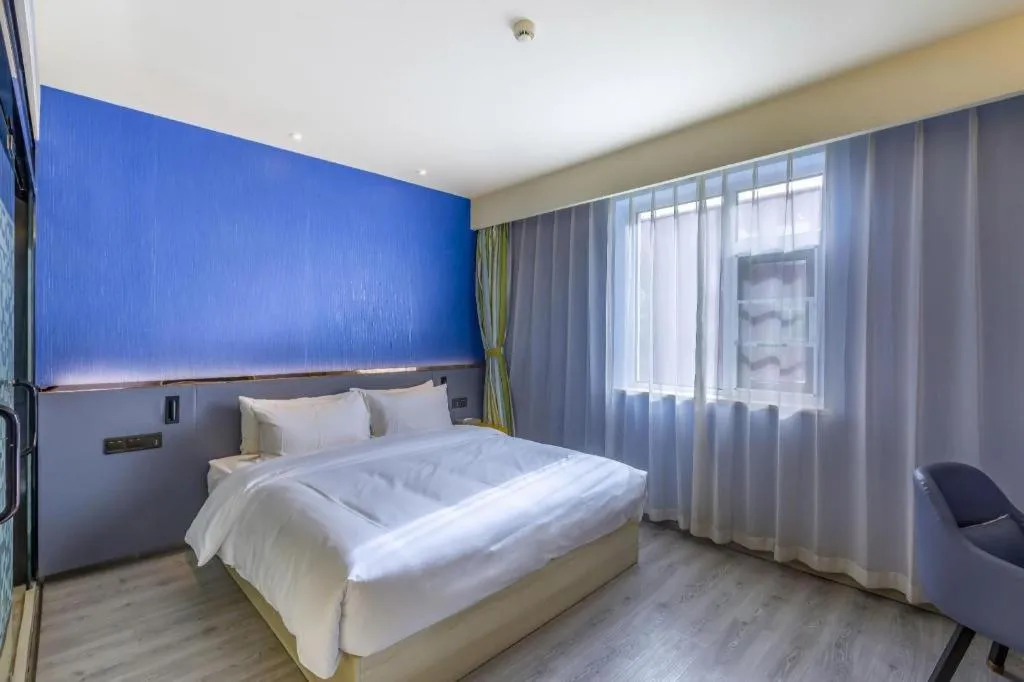 Bed in ibis Styles Beijing Capital Airport Hotel