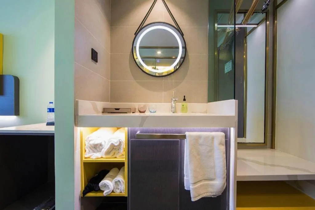 Bed in ibis Styles Beijing Capital Airport Hotel