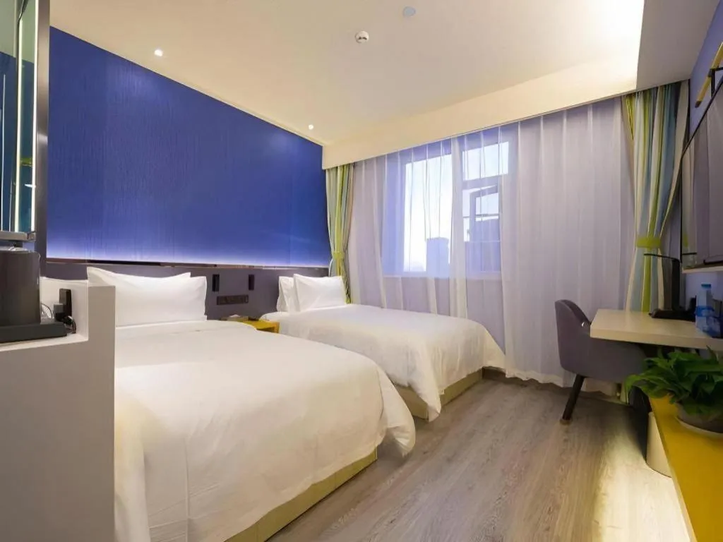 Bed in ibis Styles Beijing Capital Airport Hotel