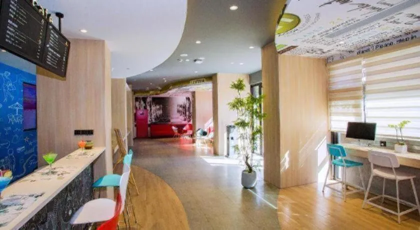 ibis Kunming Beijing Rd