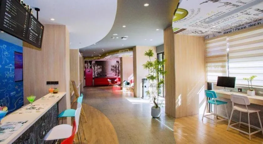 ibis Kunming Beijing Rd