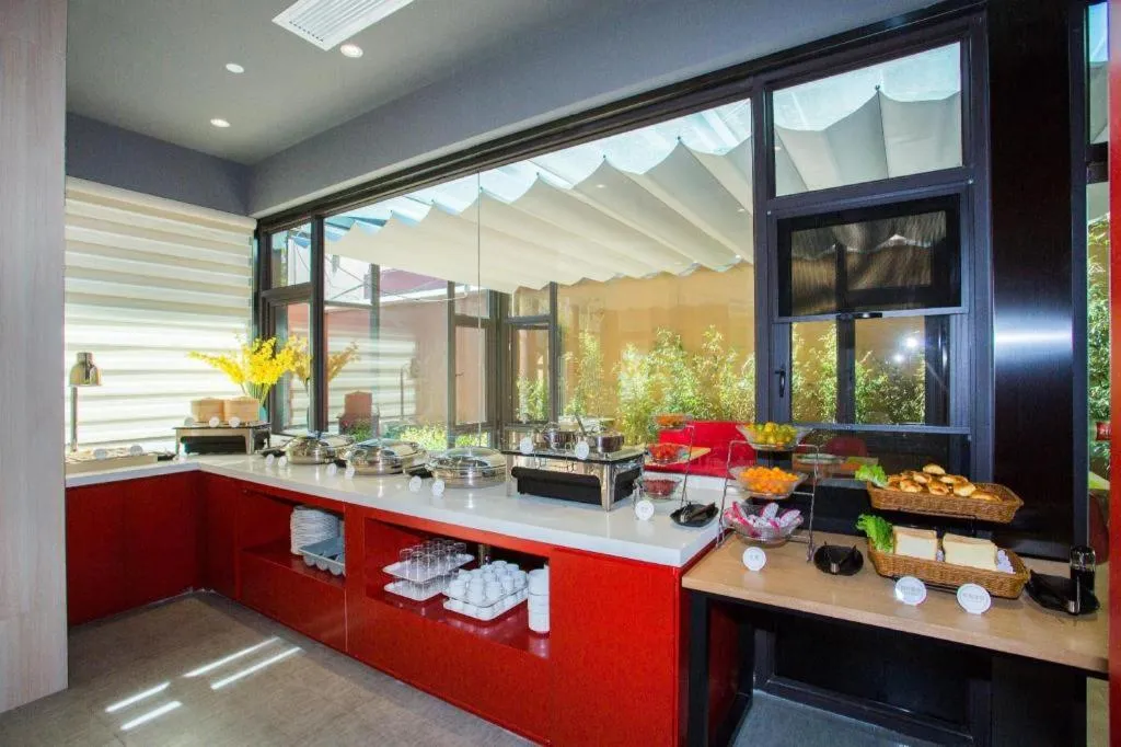 ibis Kunming Beijing Rd