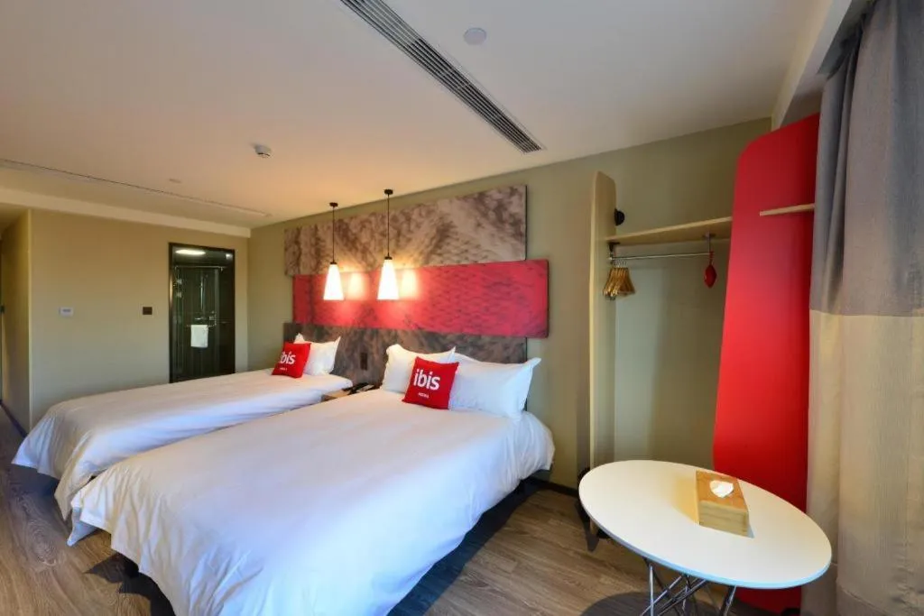 Bed in Ibis Harbin Normal University