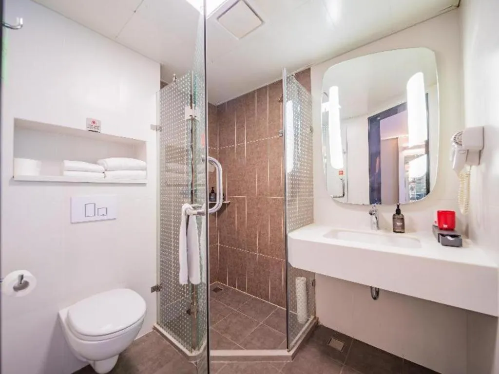 ibis Chengdu Chunxi Road Shudu Mansion