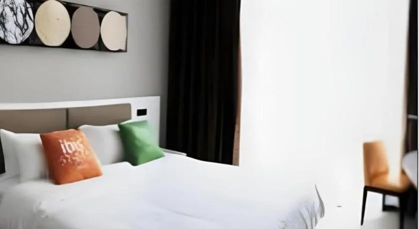 Bed in ibis Styles Kunming Nanping Hotel