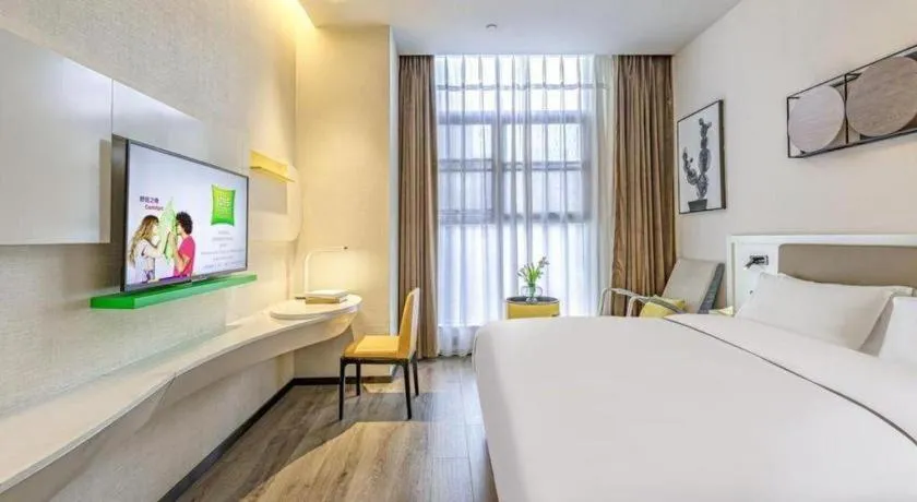 Bed in ibis Styles Kunming Nanping Hotel