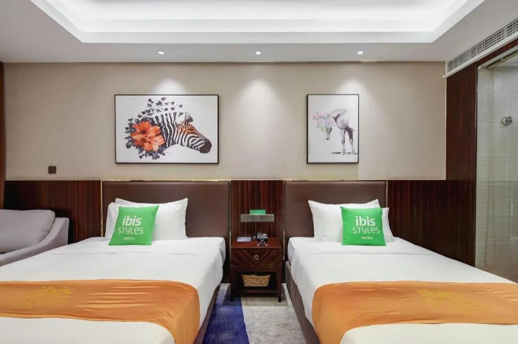 Bed in ibis Styles Nanjing Qilin Gate Hotel