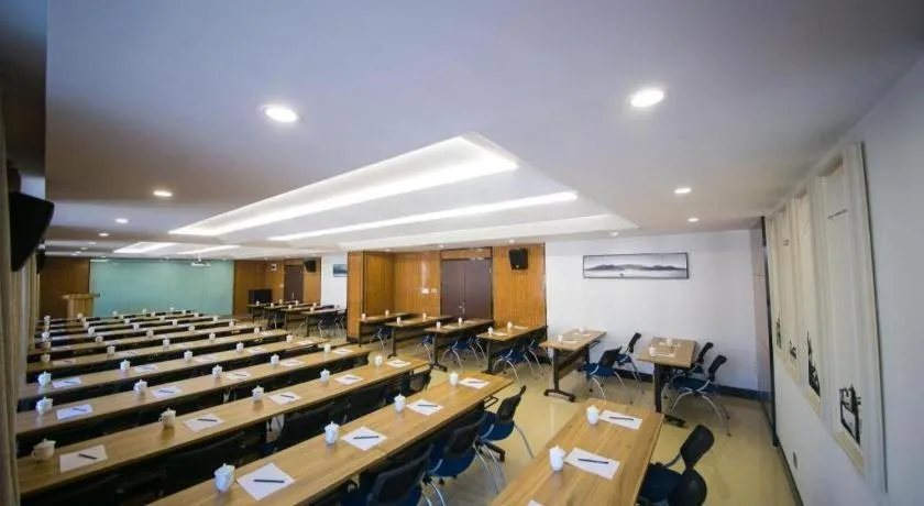 ibis Styles Nanjing Qilin Gate Hotel