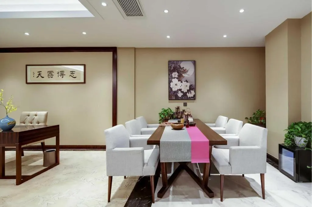 ibis Styles Nanjing Qilin Gate Hotel