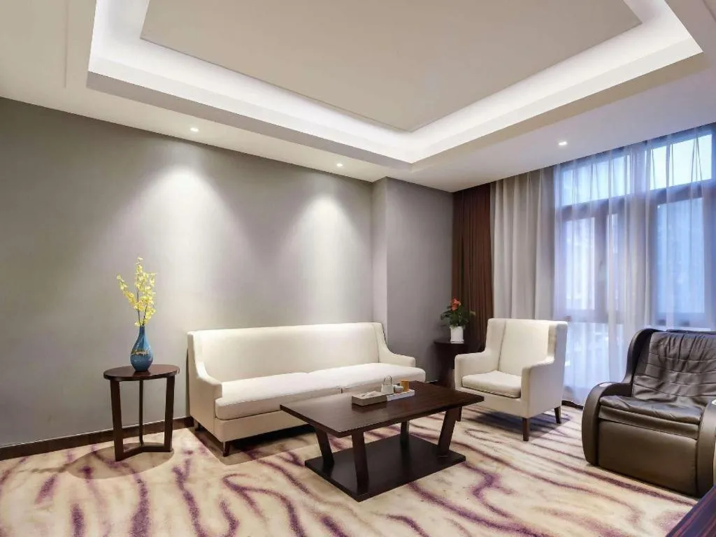 ibis Styles Nanjing Qilin Gate Hotel