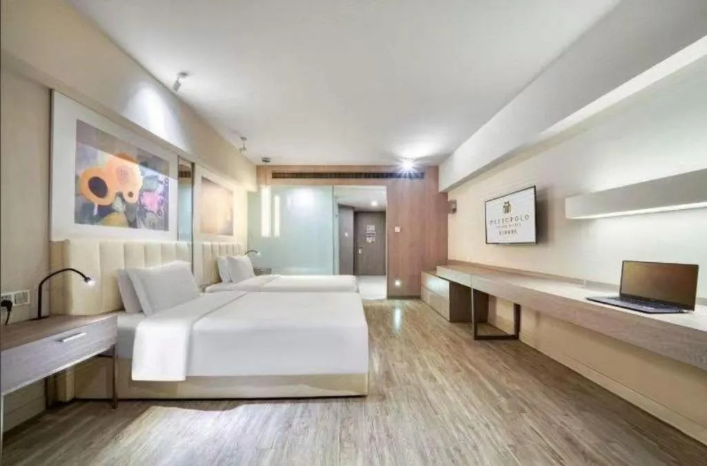 Bed in Jinjiang Metropolo Hotel - Hangzhou Xiasha