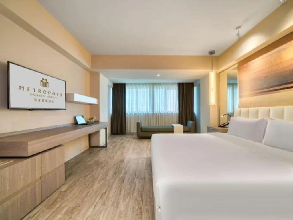 Bed in Jinjiang Metropolo Hotel - Hangzhou Xiasha