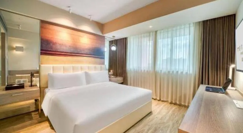 Bed in Jinjiang Metropolo Hotel - Hangzhou Xiasha