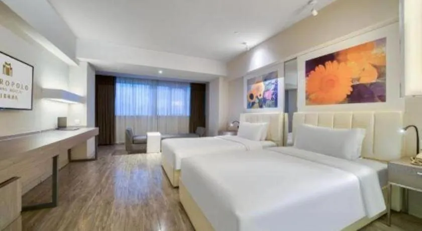 Bed in Jinjiang Metropolo Hotel - Hangzhou Xiasha