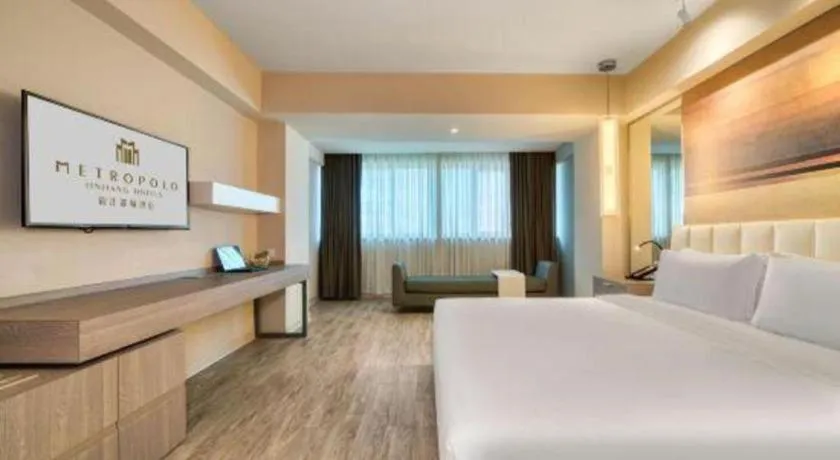 Bed in Jinjiang Metropolo Hotel - Hangzhou Xiasha