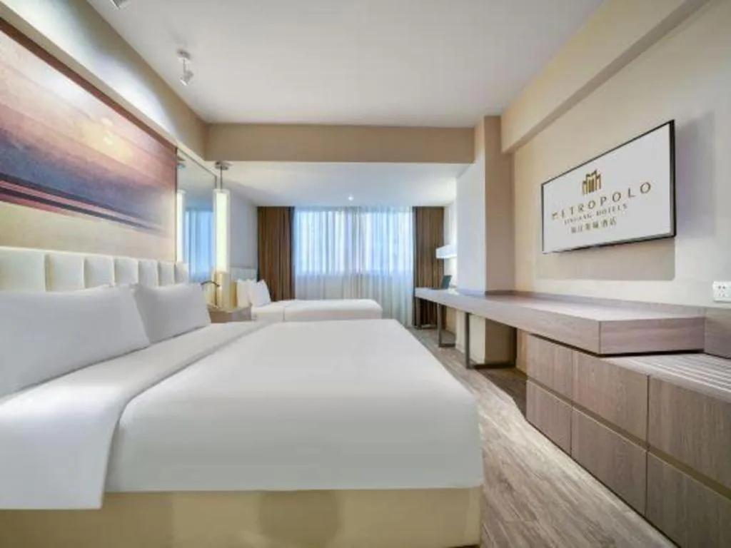 Bed in Jinjiang Metropolo Hotel - Hangzhou Xiasha