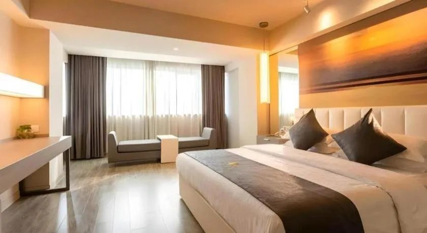 Bed in Jinjiang Metropolo Hotel - Hangzhou Xiasha